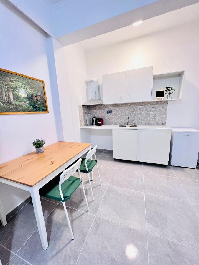 Sky Inn With Great Location Wonderful Acropolis View In Neos Kosmos Athen Eksteriør billede